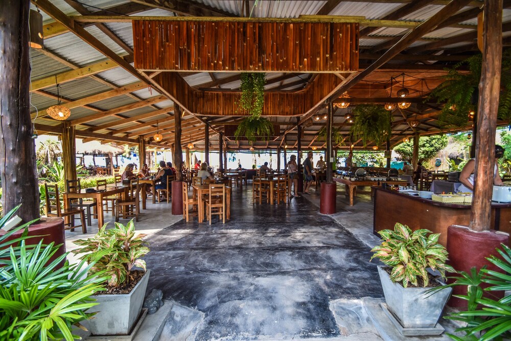 Long Beach Chalet, Ko Lanta Long Beach Chalet, Ko Lanta