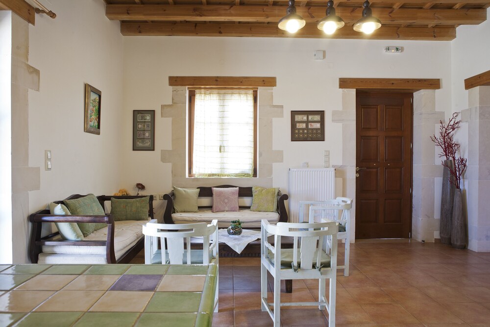 Arodamos Estate, Rethimnon Arodamos Estate, Rethimnon