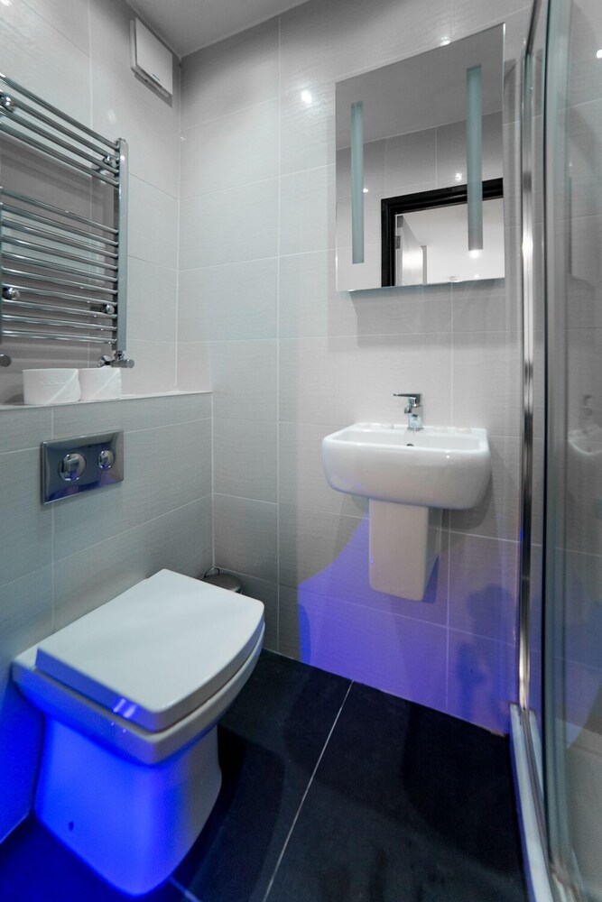 Imperial Court Suites, London Imperial Court Suites, London