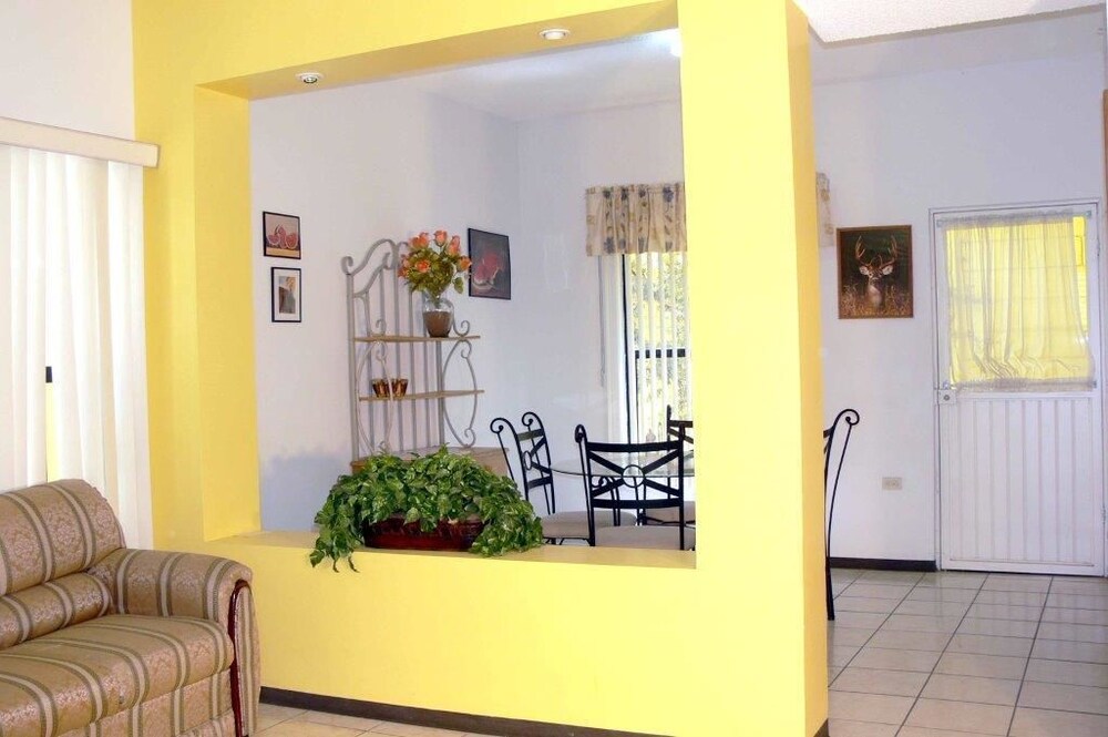 Suites Cervantes, Chihuahua Suites Cervantes, Chihuahua