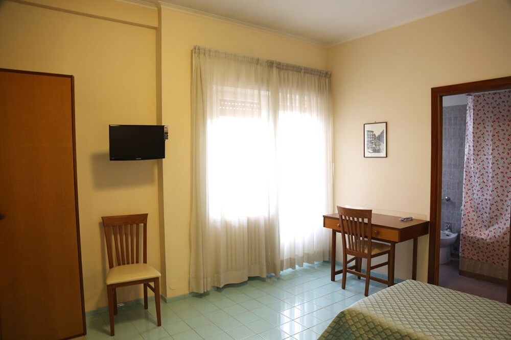 Istituto Piccole Ancelle di Cristo Re, Rome Istituto Piccole Ancelle di Cristo Re, Rome