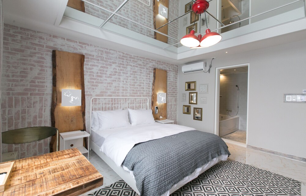 Italian Summer Boutique Hotel, Busan Italian Summer Boutique Hotel, Busan