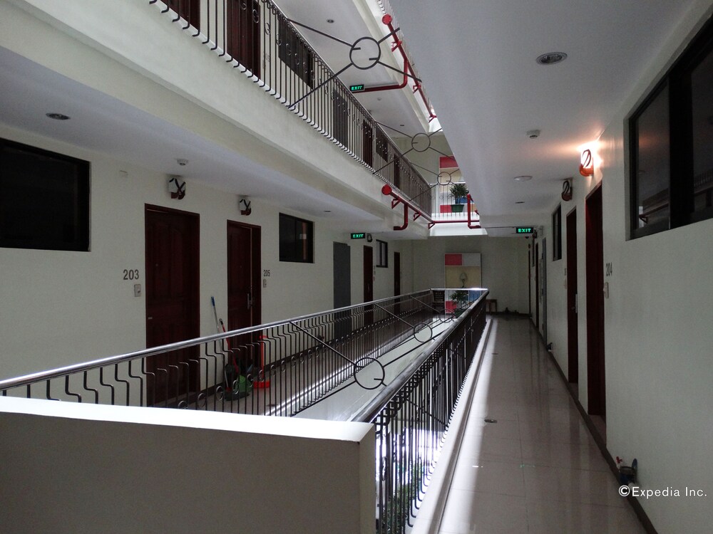 Time Traveller's Hotel, Manila Time Traveller's Hotel, Manila