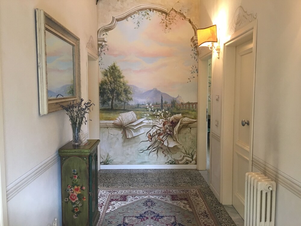 La Casa di Ugo by Relais CentroStorico, Pisa La Casa di Ugo by Relais CentroStorico, Pisa