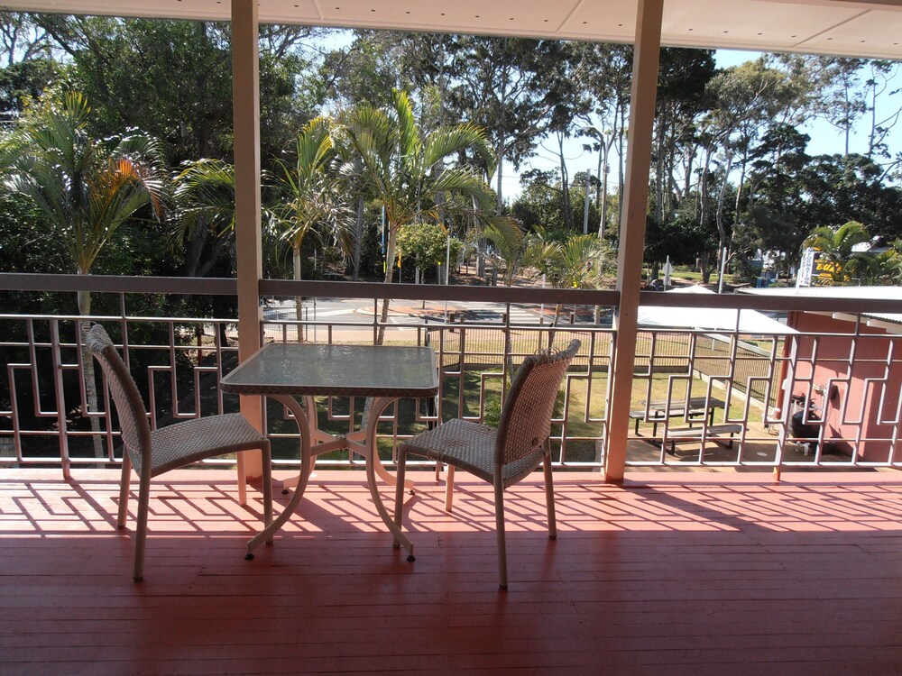 Buzers, Hervey Bay Buzers, Hervey Bay
