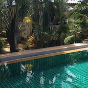 Naya Bungalow
