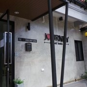素叻他尼旅程青年旅舍