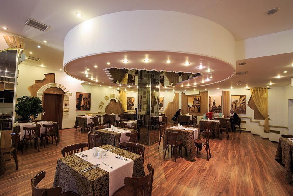 Hotel Berlin, Moscow Hotel Berlin, Moscow