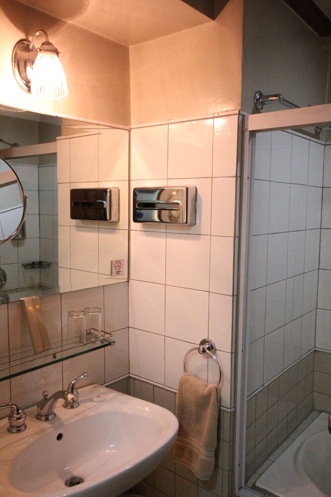 Corporate Executive Orient Suites, Makati Corporate Executive Orient Suites, Makati