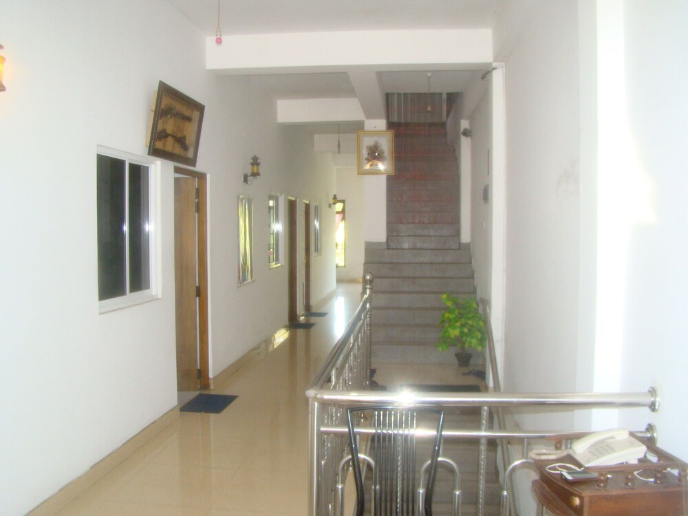 Down Town Hotel, Anuradhapura Down Town Hotel, Anuradhapura