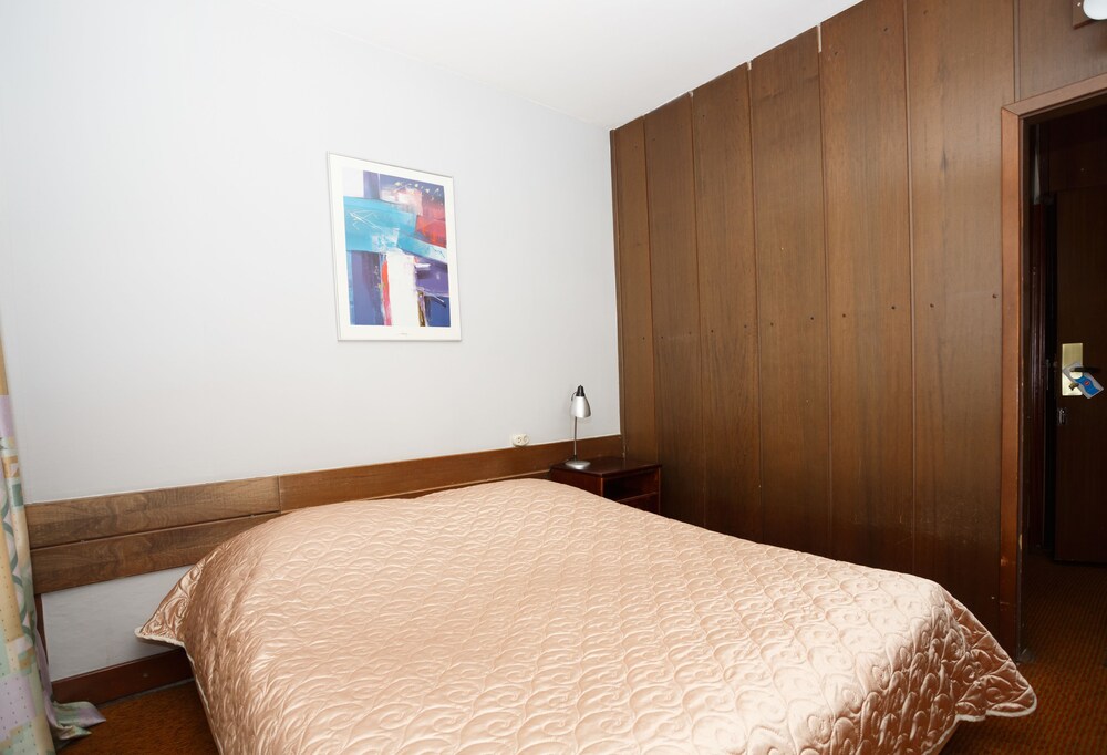 Hotel Yunost, Moscow Hotel Yunost, Moscow