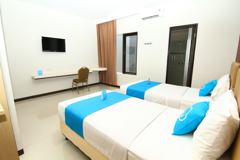 Airy Citraland International Surabaya, Surabaya Airy Citraland International Surabaya, Surabaya