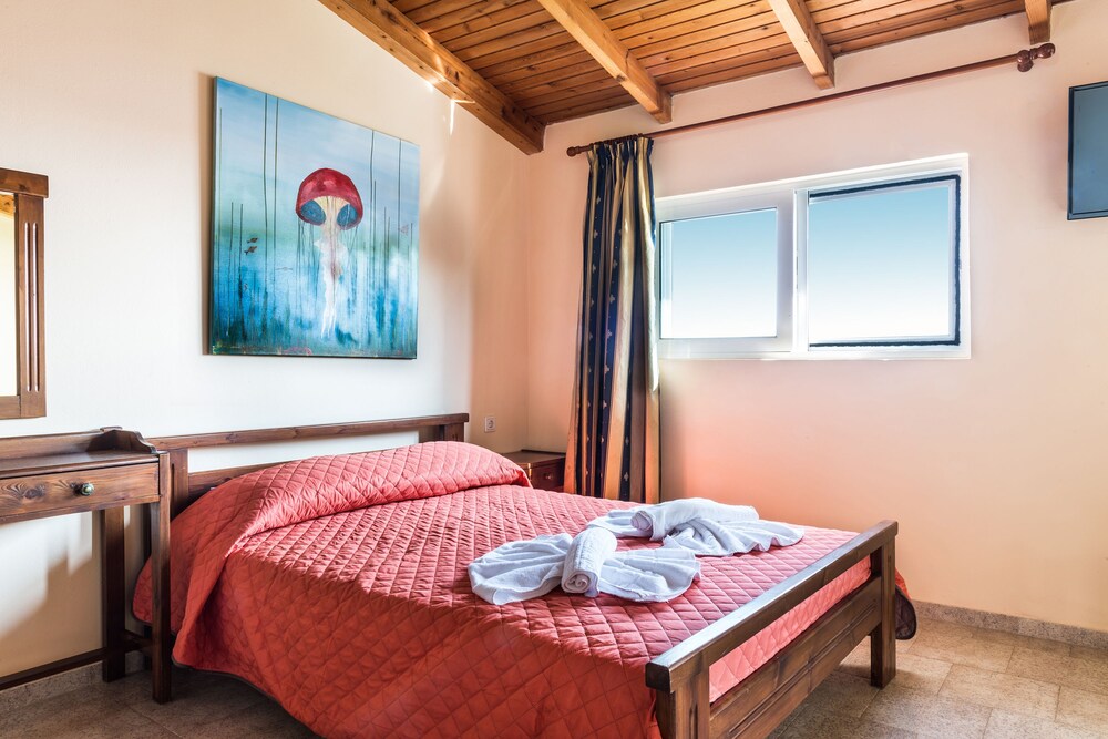 Eden Beach Hotel, Nea Kydonia Eden Beach Hotel, Nea Kydonia