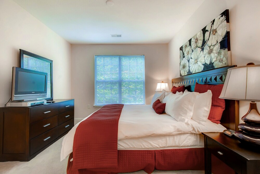 Global Luxury Suites at the Junction, Princeton Global Luxury Suites at the Junction, Princeton