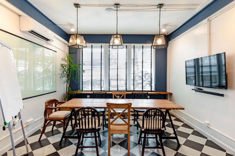 The Quarter Bangkok Poshtel & Coworking - Hostel, Bangkok The Quarter Bangkok Poshtel & Coworking - Hostel, Bangkok