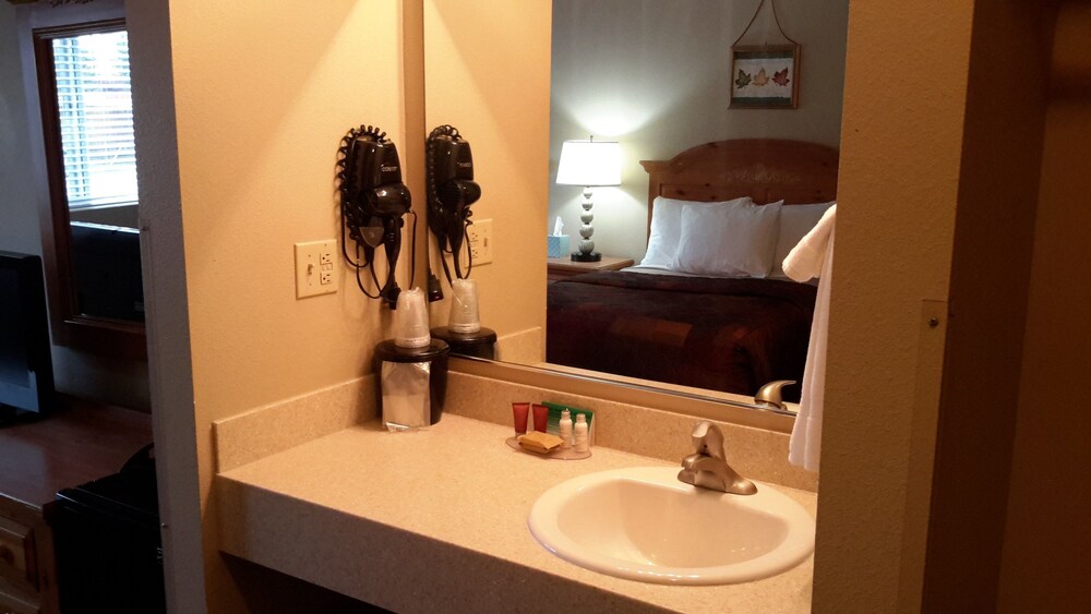 Lakeshore Inn & Suites, Anchorage Lakeshore Inn & Suites, Anchorage