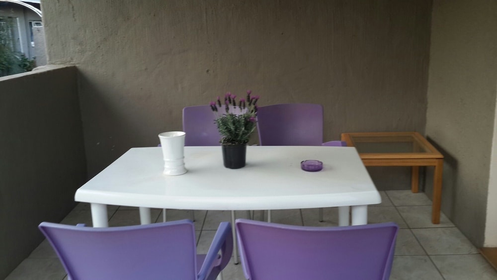 Northcliff Bed and Breakfast, Johannesburg Northcliff Bed and Breakfast, Johannesburg