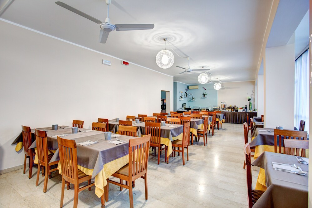Hotel Cimarosa, Riccione Hotel Cimarosa, Riccione