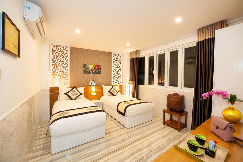 Acacia Saigon Hotel, Ho Chi Minh City Acacia Saigon Hotel, Ho Chi Minh City