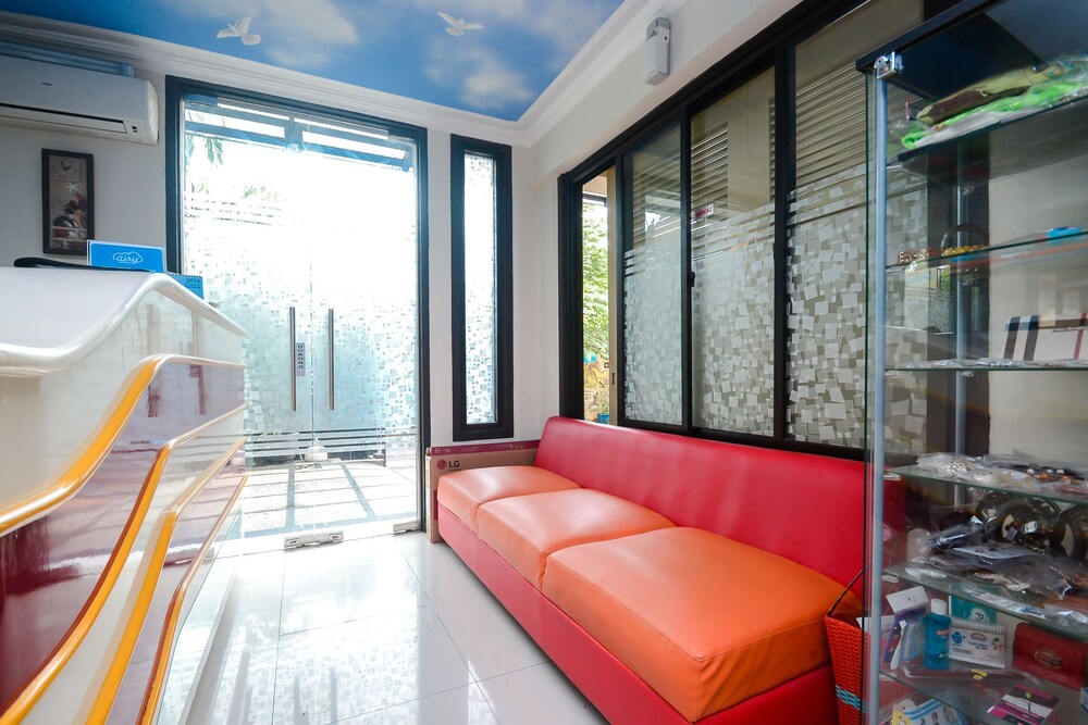 Airy Ahmad Yani Ketintang Baru Dua 12 Surabaya, Surabaya Airy Ahmad Yani Ketintang Baru Dua 12 Surabaya, Surabaya