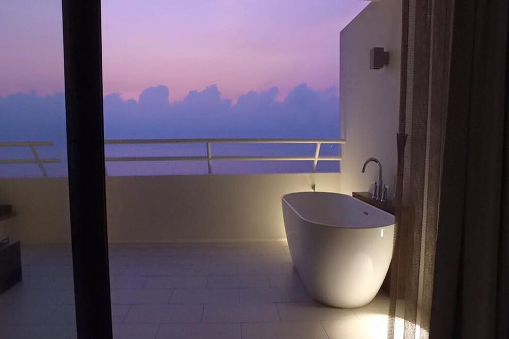 Yambay Hua Hin, Pran Buri Yambay Hua Hin, Pran Buri
