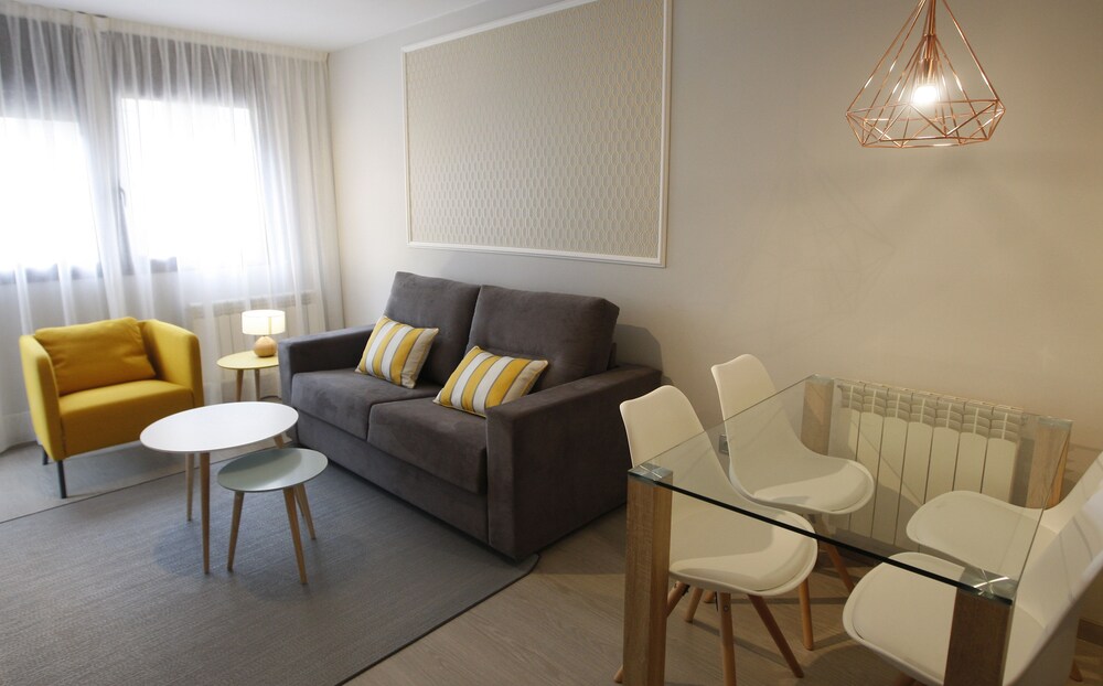 Apartamentos Real Lleida, Lleida Apartamentos Real Lleida, Lleida