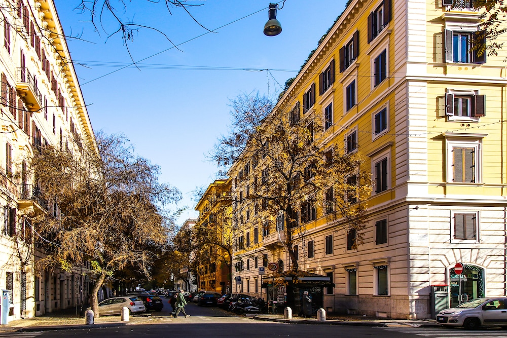 Caroline Rooms Rome, Rome Caroline Rooms Rome, Rome