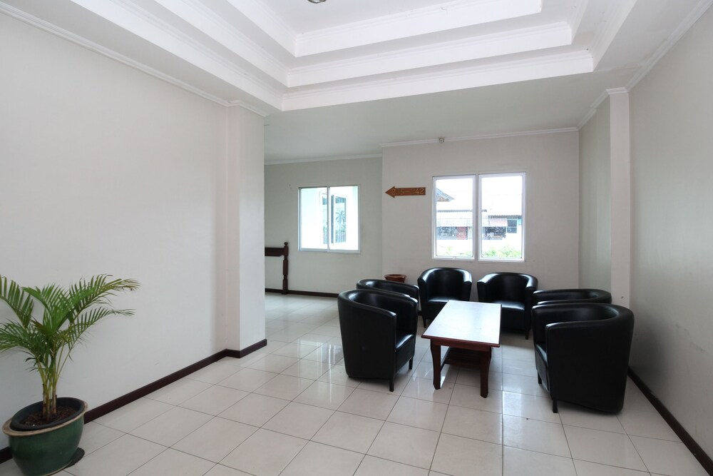 Airy Pontianak Selatan Imam Bonjol 111, Pontianak Airy Pontianak Selatan Imam Bonjol 111, Pontianak