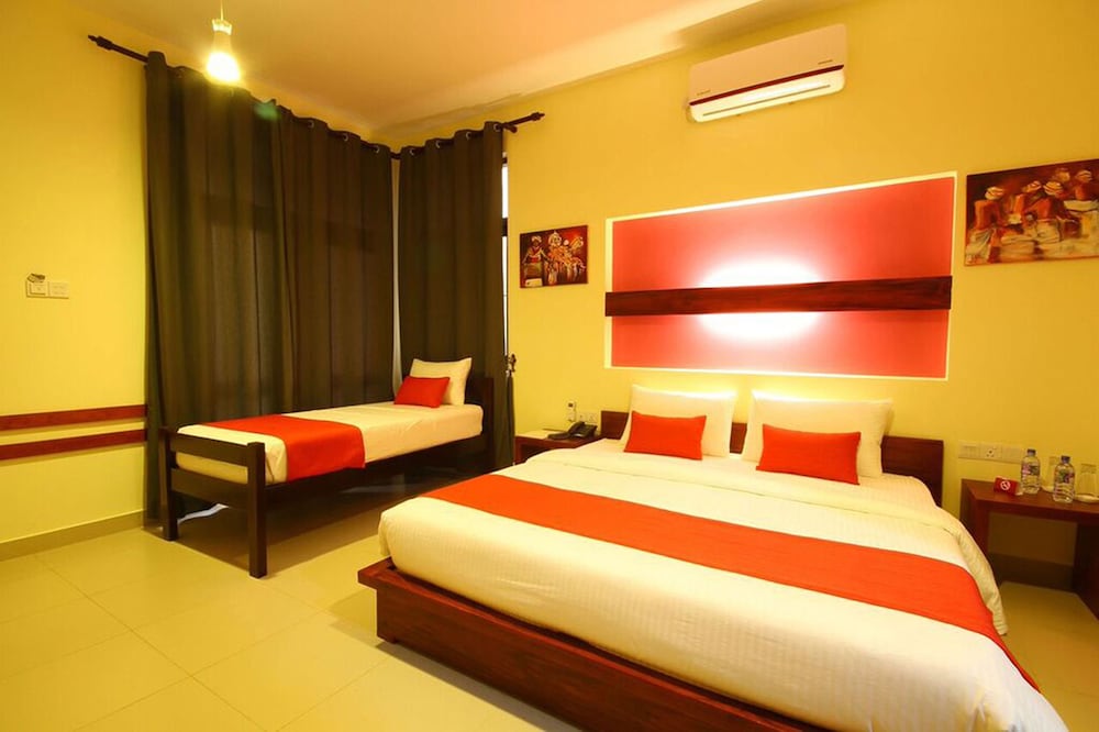 Sea Breeze Deluxe Inn, Negombo Sea Breeze Deluxe Inn, Negombo