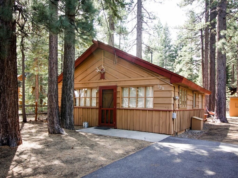 Take Ten Gardner Mountain Cabin, South Lake Tahoe Take Ten Gardner Mountain Cabin, South Lake Tahoe