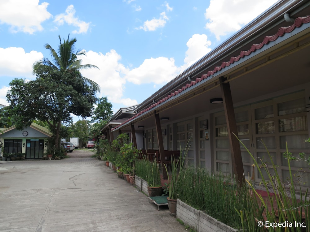 The Zillion Builders Pavilion, Lipa The Zillion Builders Pavilion, Lipa