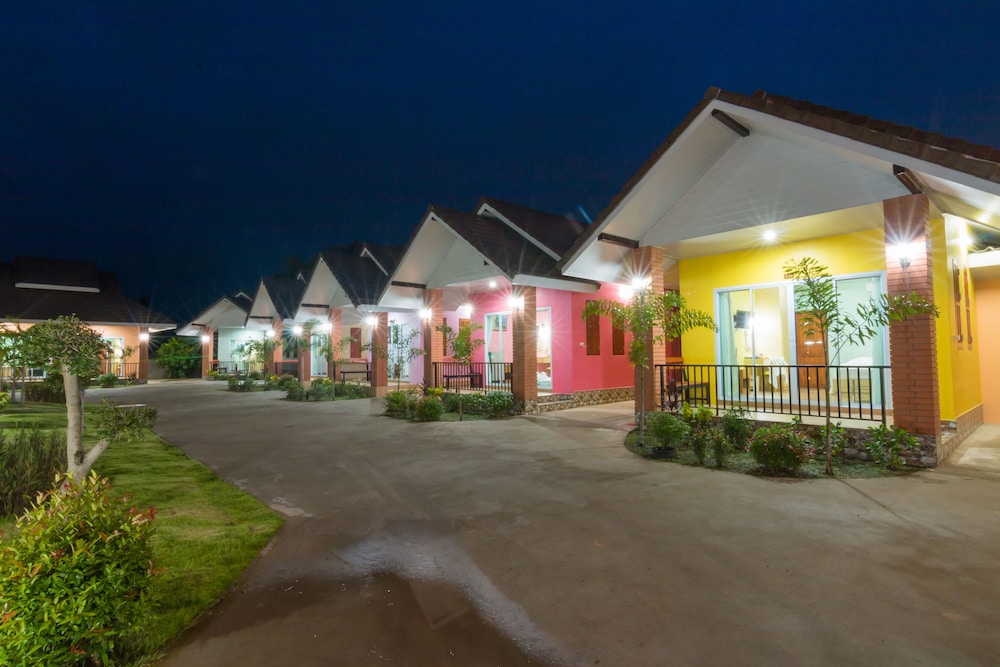 Samrong Garden Resort, Udon Thani Samrong Garden Resort, Udon Thani