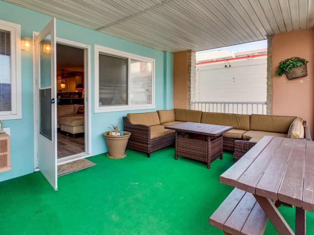 Spacious Beach Block Condo, Ocean City Spacious Beach Block Condo, Ocean City