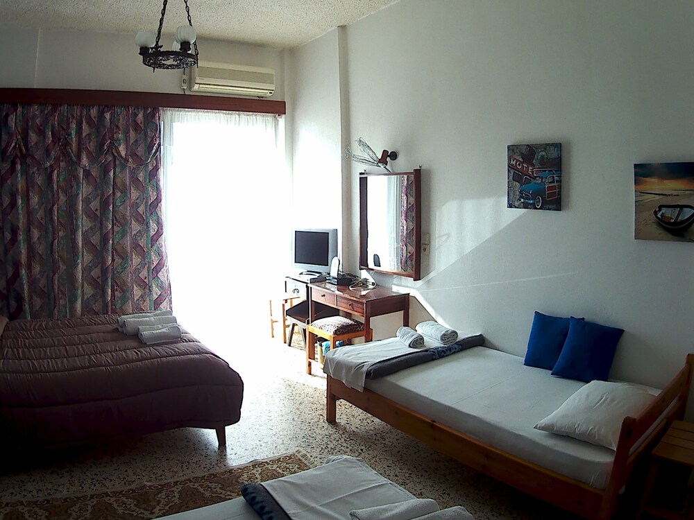 Eri Studios, Aegina Eri Studios, Aegina