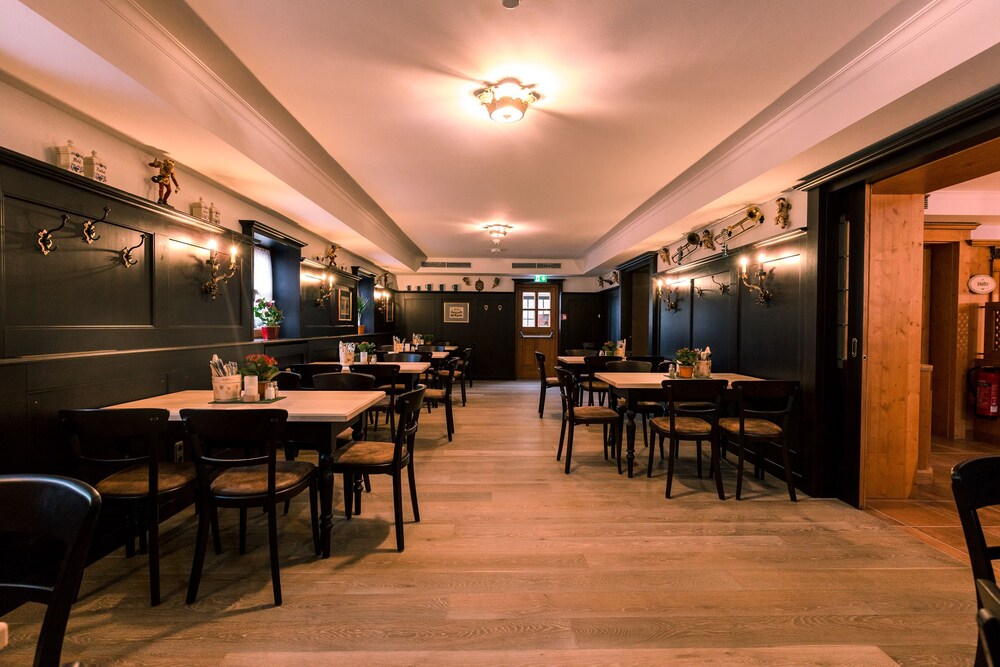 Hotel & Gaststätte zum Erdinger Wei�bräu, Munich Hotel & Gaststätte zum Erdinger Wei�bräu, Munich