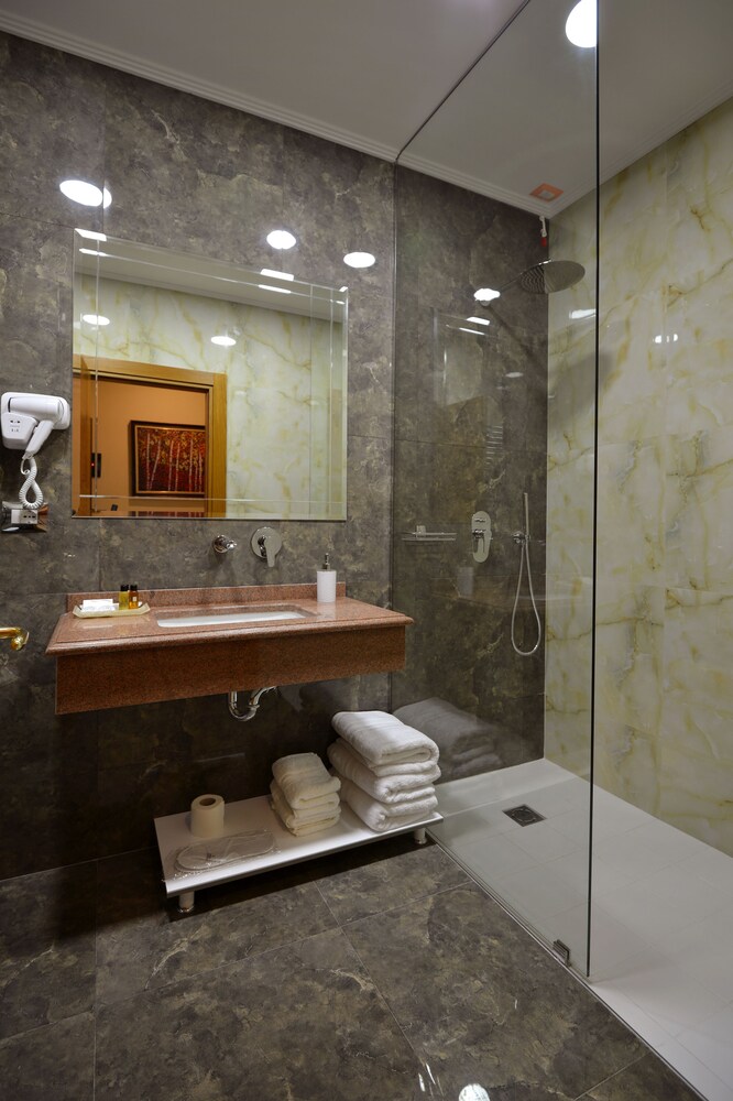 Hotel Austria, Tirane Hotel Austria, Tirane