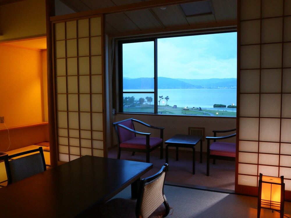 Suwako Hotel, Suwa Suwako Hotel, Suwa