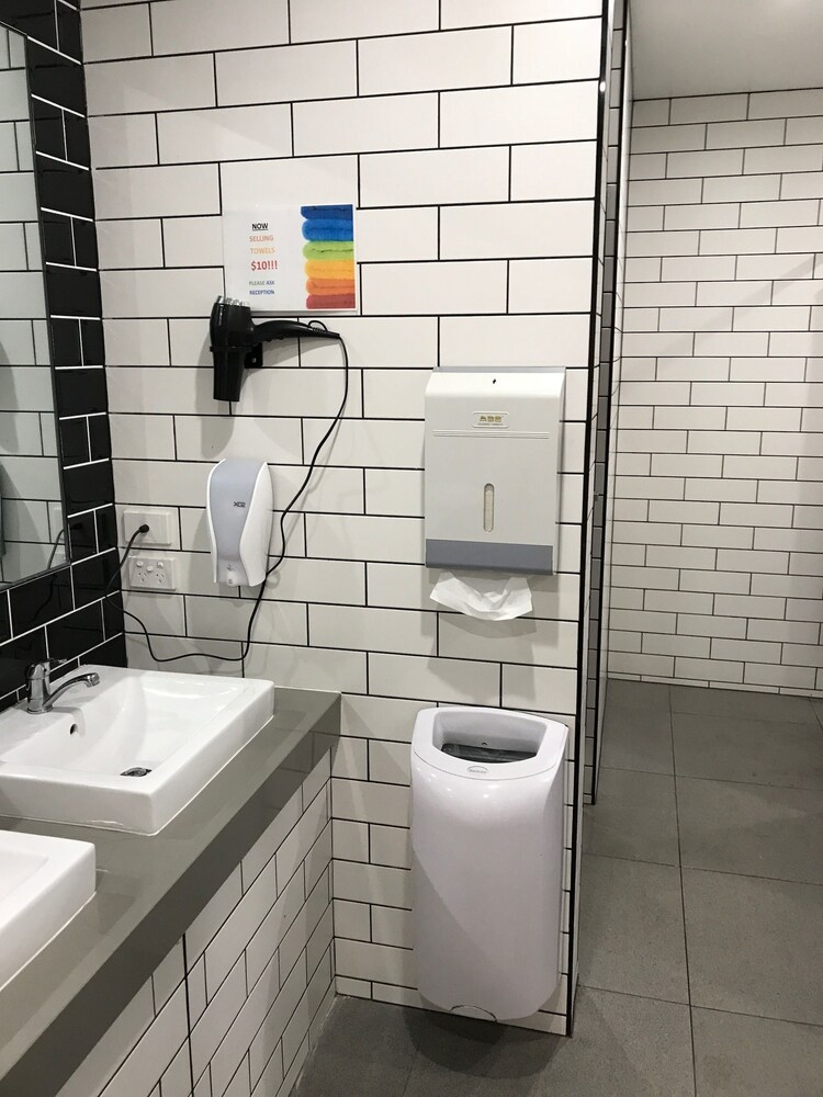 Down Under Hostels - Surfers Paradise, Gold Coast Down Under Hostels - Surfers Paradise, Gold Coast