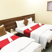 特米納斯廣場飯店
