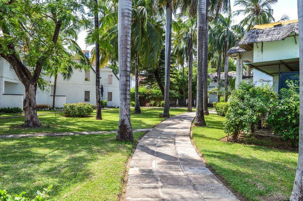 Milele Beach Resort, Mombasa Milele Beach Resort, Mombasa