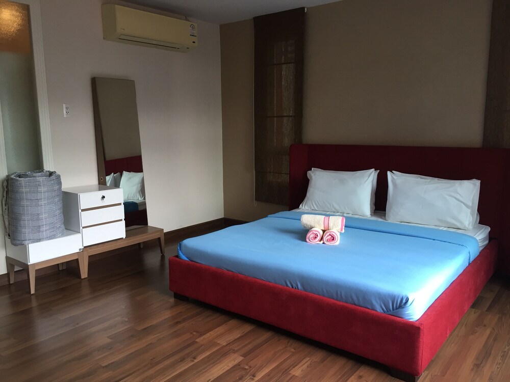 Beachfront Family Penthouse Hua Hin, Hua Hin Beachfront Family Penthouse Hua Hin, Hua Hin