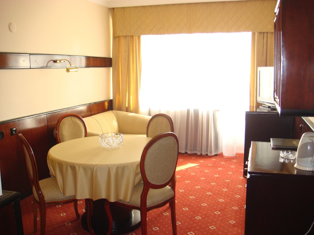 Hotel Otrar, Almaty Hotel Otrar, Almaty