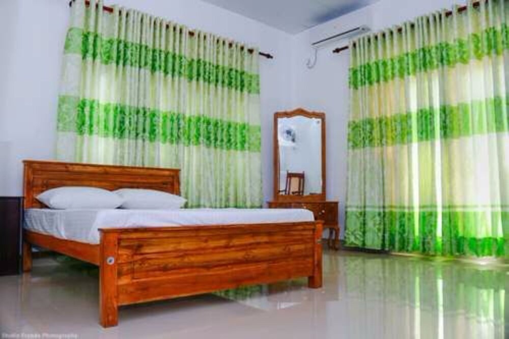 Green Palace Hotel, Anuradhapura Green Palace Hotel, Anuradhapura