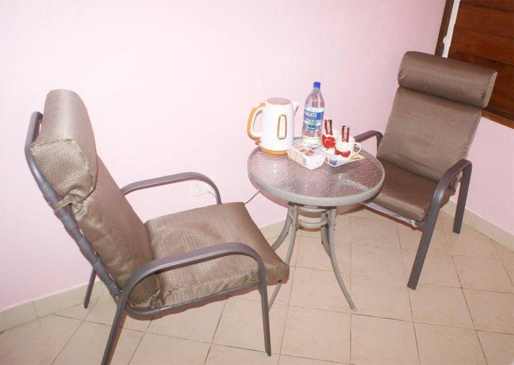 BLUEPANGO GUEST HOUSE - Hostel, Port Vila BLUEPANGO GUEST HOUSE - Hostel, Port Vila