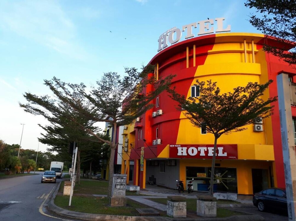 Putra Heights New Wave Hotel, Subang Jaya Putra Heights New Wave Hotel, Subang Jaya