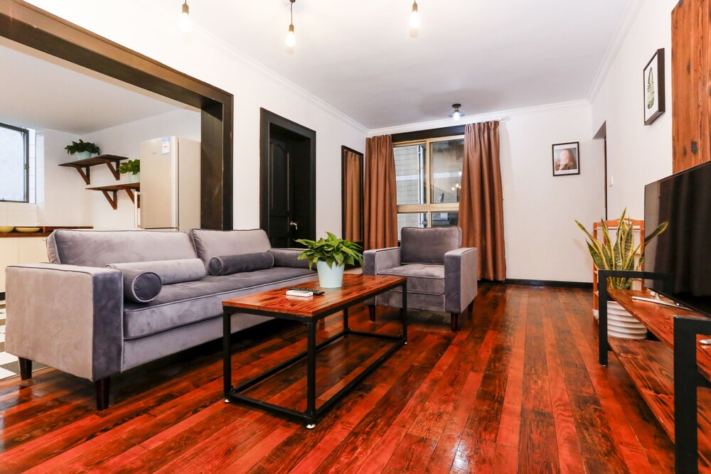 GoNative Downtown Apartment Tianzifang, Shanghai GoNative Downtown Apartment Tianzifang, Shanghai