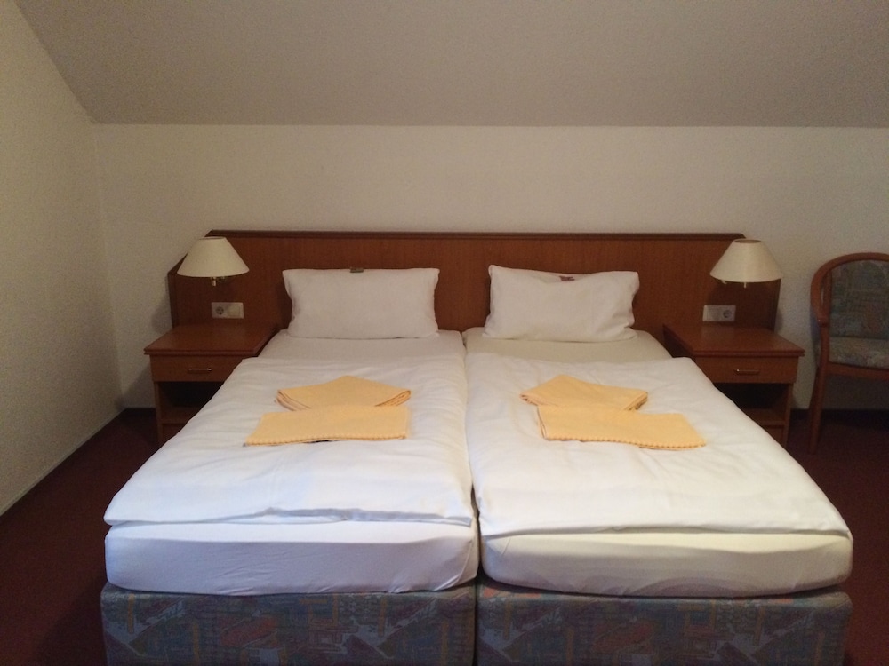Hotel Zur Krone, Hannover Hotel Zur Krone, Hannover