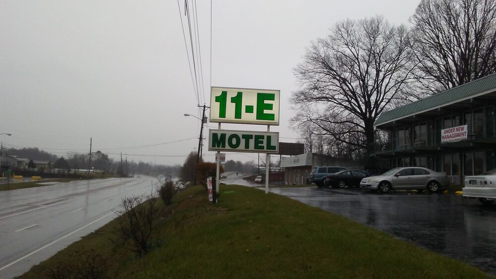 Eleven E Motel, Johnson City Eleven E Motel, Johnson City