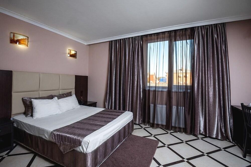 Hotel Villa Marton, Krasnodar Hotel Villa Marton, Krasnodar