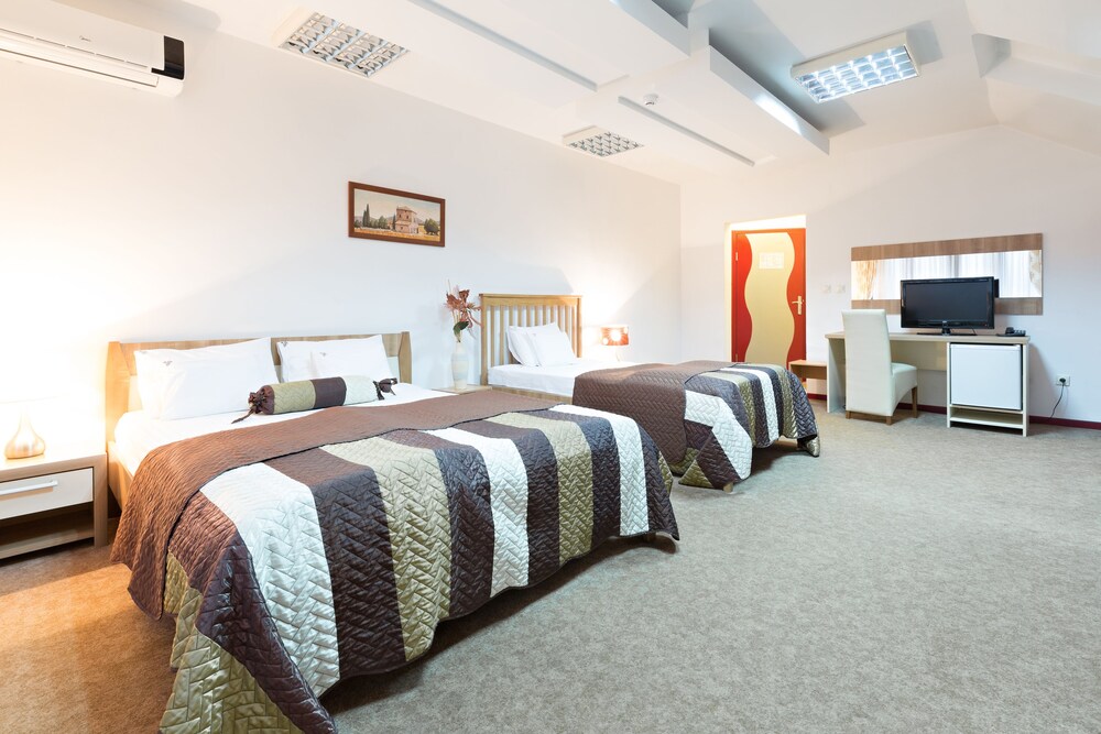 Garni Hotel Villa Family, Belgrade Garni Hotel Villa Family, Belgrade